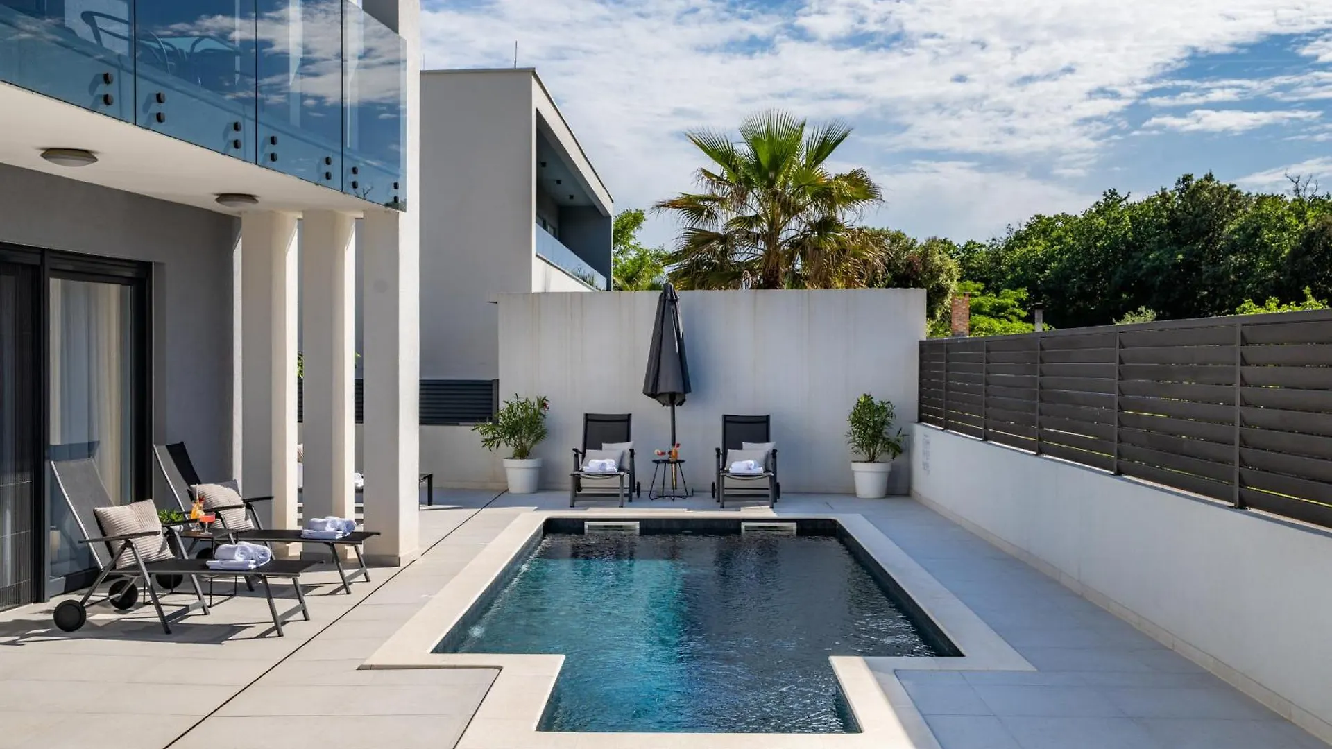 Villa Martina Zadarvillas ザトン